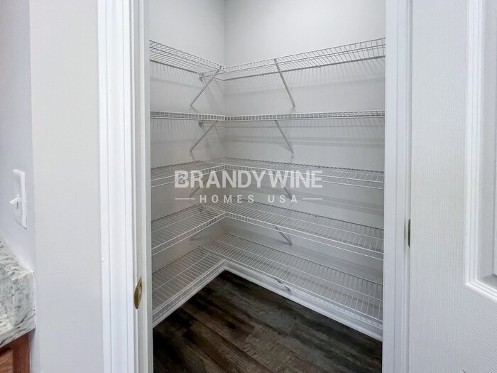 Building Photo - 252 Springbottom Ct SE