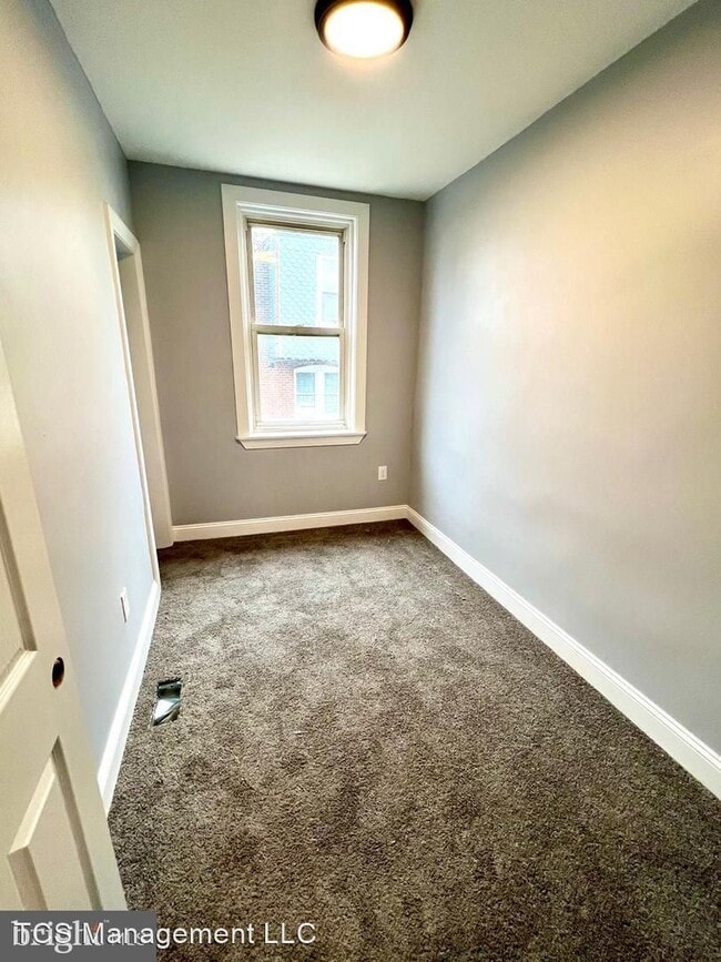 Building Photo - 3 br, 1.5 bath House - 5654 Litchfield Street