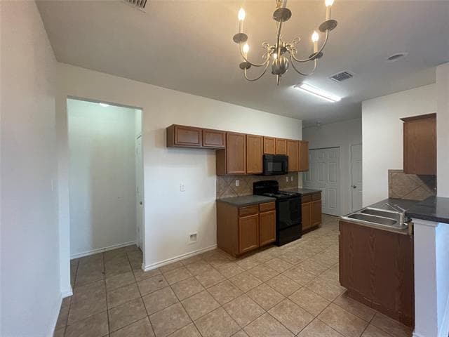 Building Photo - 1256 Redman Ave