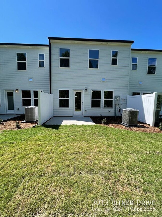 Building Photo - 3013 Vitner Dr
