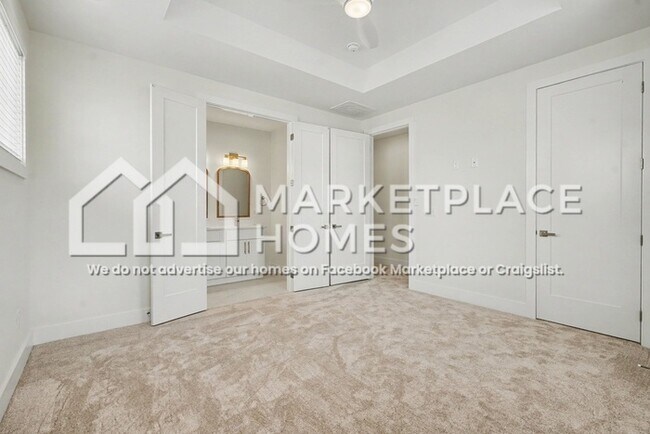 Building Photo - 8 Taverly Dr