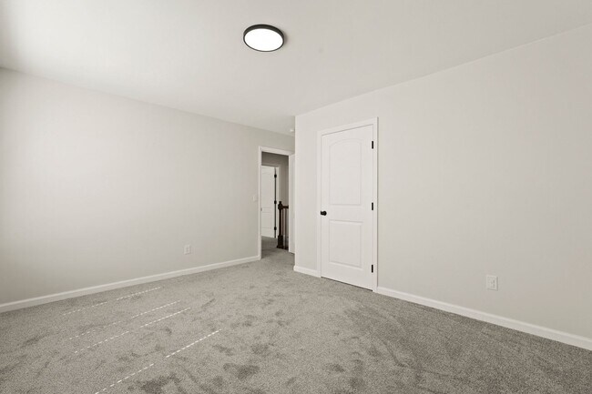 Building Photo - Spacious 4 Bedroom Home With Plenty of Space to Enjoy and Resort-style Amenities in Belmont Glen