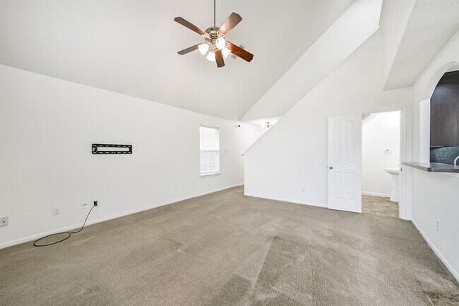 Building Photo - 9334 Valley Tree Ln
