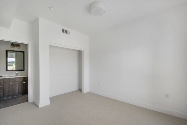 Building Photo - 2974 Ripple Pl