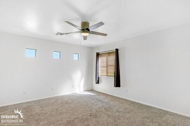 Building Photo - Stunning 3Bdm 2.5Ba Home in Prime North Phoenix Location!