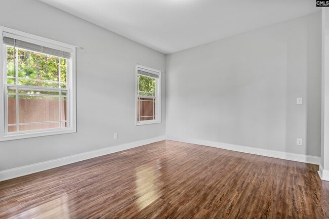 Building Photo - 38 Athlone Ct