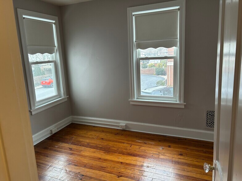 Bedroom - 17 S 24th St