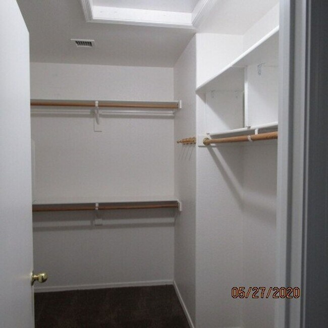 Building Photo - Single Story 3 bedroom Home in Great Location