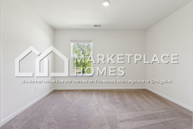 Building Photo - 702 Newtons Wy