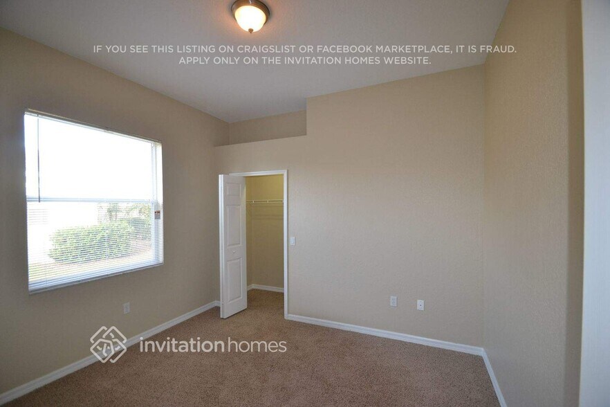 Building Photo - 11906 Summer Meadow Dr