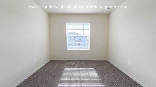 Building Photo - SPACIOUS STAR FARMS 3 BEDROOM/2.5 BATH TOWNHOME PRE-LEASING FOR APRIL 2026!