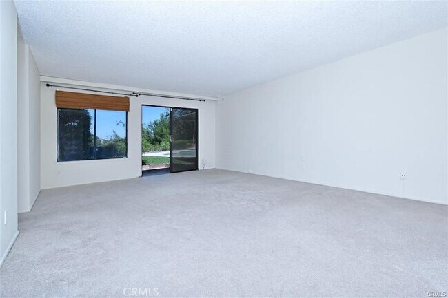 Building Photo - 4061 Falling Leaf Dr