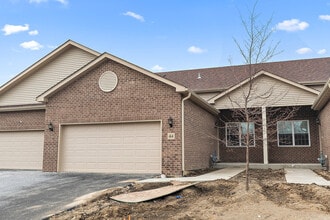 Building Photo - 76 Olympus Dr