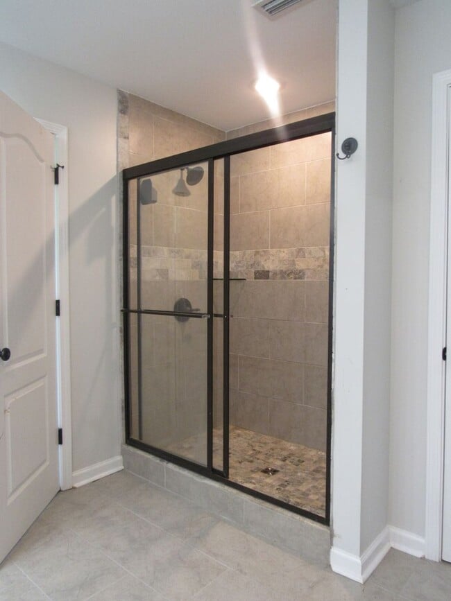 Building Photo - Heritage Place Subdivision!