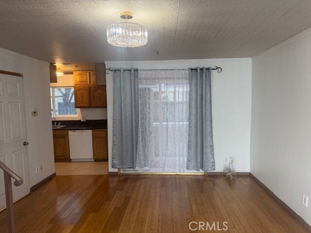 Building Photo - 428 N Hollywood Way