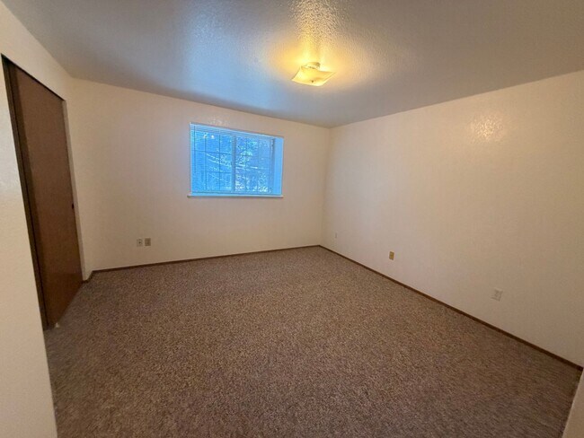 Building Photo - 4305 88th St NE