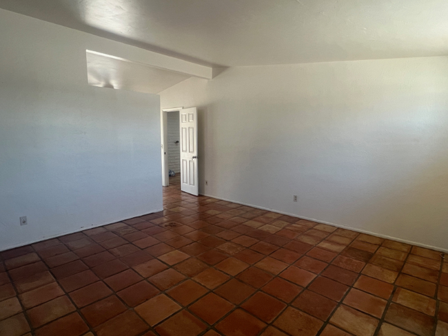 Building Photo - 7410 N Patriot Dr