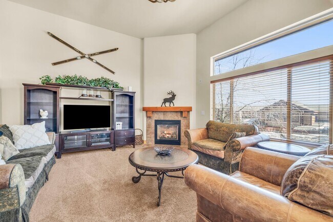 Building Photo - Furnished Bear Hollow Townhome