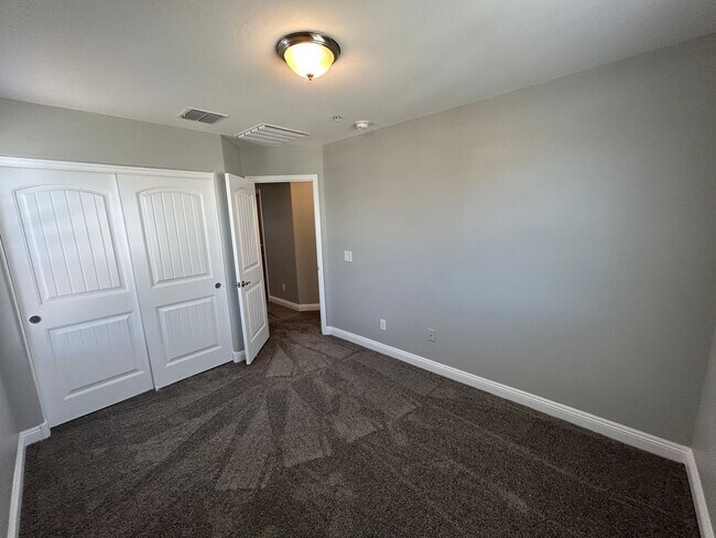 Building Photo - 1704 N 208th Ave