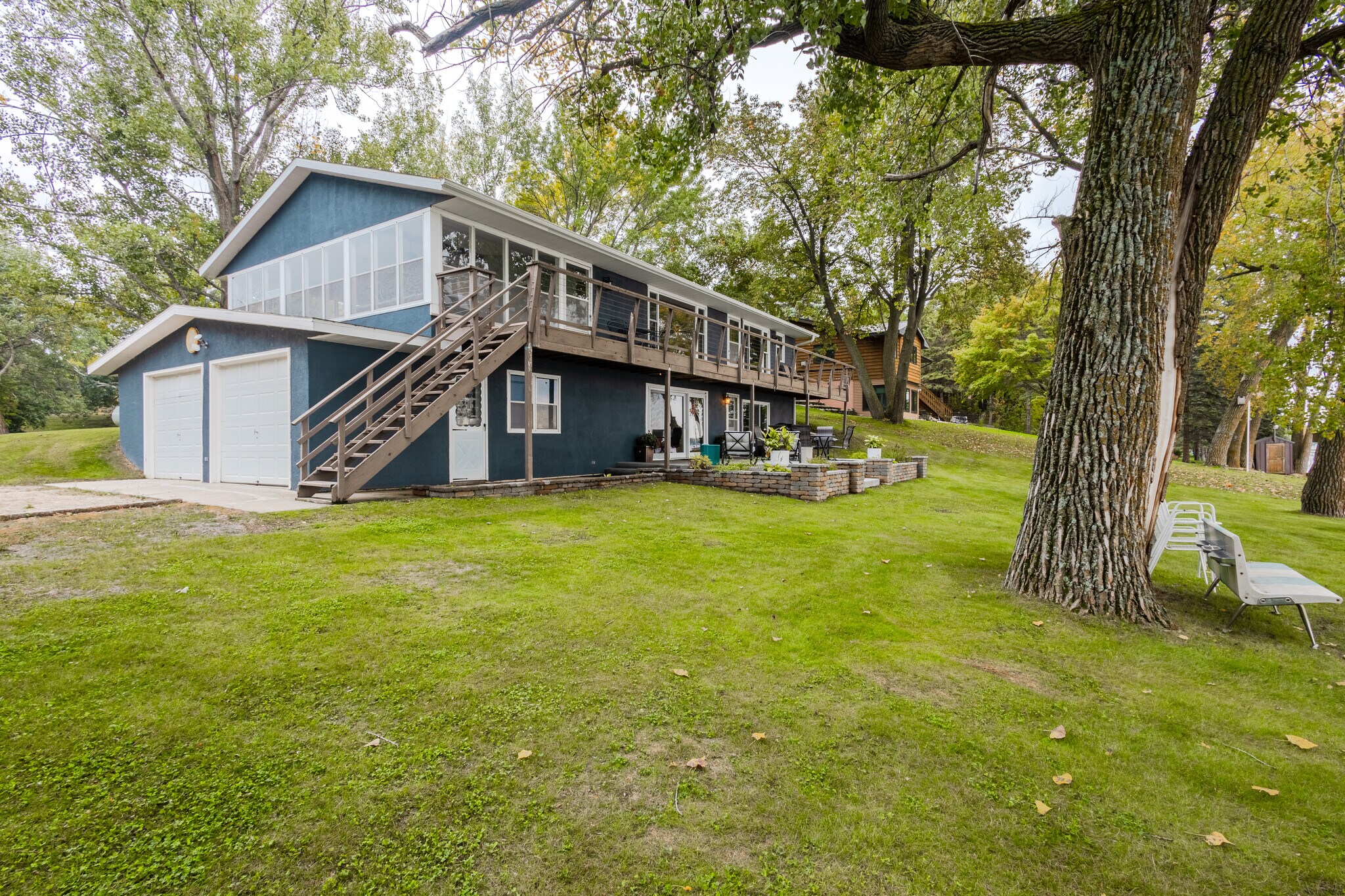 Building Photo - 6806 Sunset Strip NW