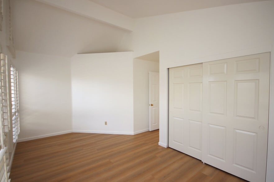 Building Photo - 311 E Glenarm St