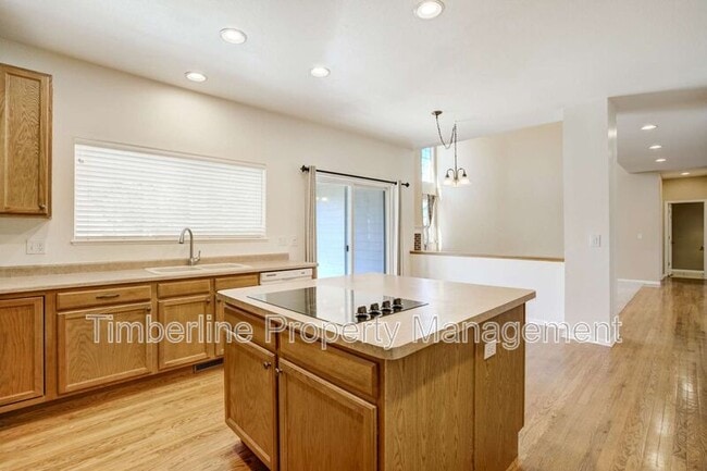 Building Photo - 14480 Tierra Dr