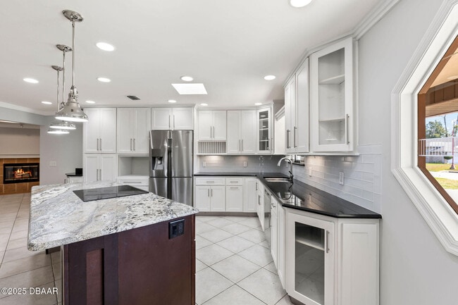 Building Photo - 16 Forest View Way