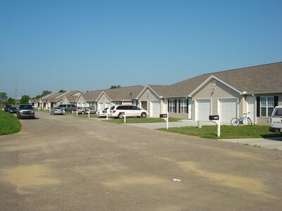 Primary Photo - 6940 Sand Cherry Ln