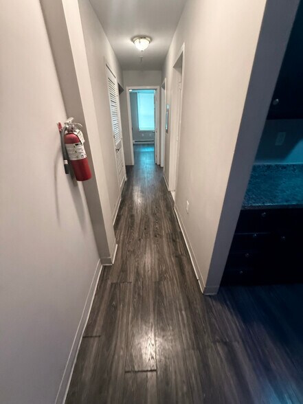 Building Photo - 39 N 10th St