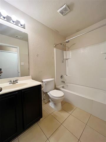 Building Photo - 9925 Amaryllis Ln