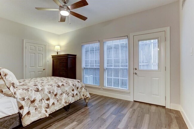 Building Photo - 248 Westcott St