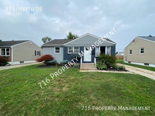 Primary Photo - Newly Renovated Single Family Home! Move i...