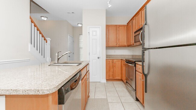 Building Photo - Located just Steps from Shopping, Dining, & Entertainment in The Market Common