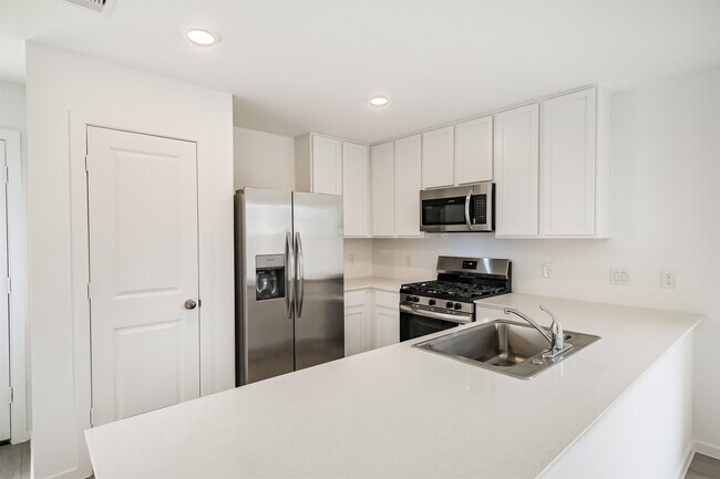 Building Photo - 6850 Lantana Leaf Ln