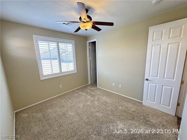 Building Photo - 3373 Osiana Ave