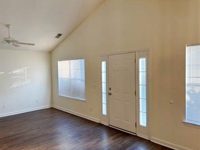 Building Photo - ? For Rent: Beautiful 3 Bedroom, 2 Bath Home located at the farm?