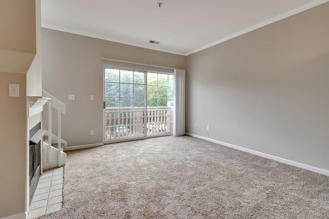 Building Photo - 1423 Canterfield Pkwy W