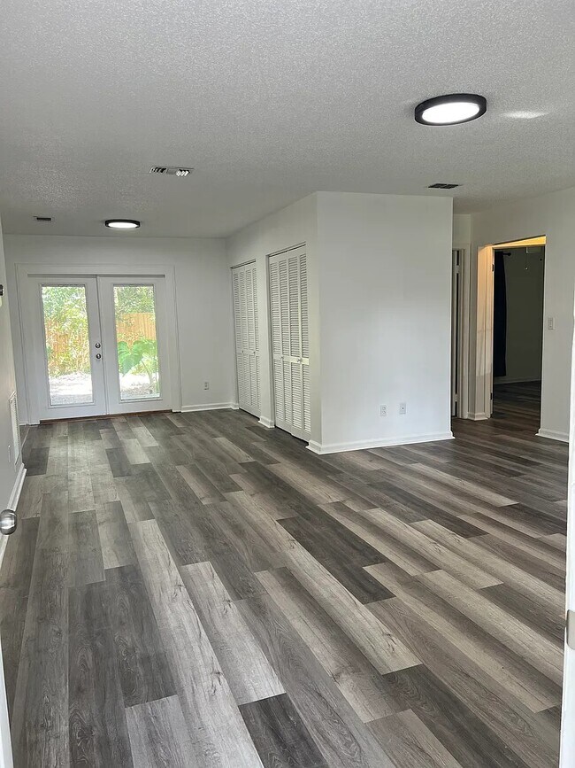 Building Photo - 2146 Golden Isle Ct