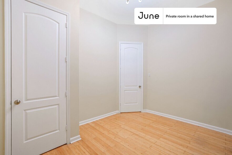 Building Photo - Private bedroom in 2 bed/1 bath Home