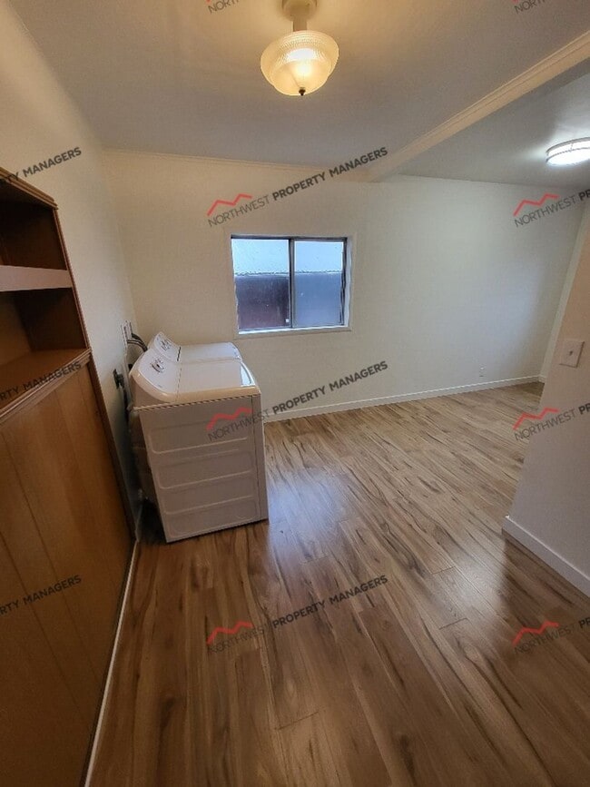 Building Photo - STATUS: RENTED-| R215 | $1895.00
