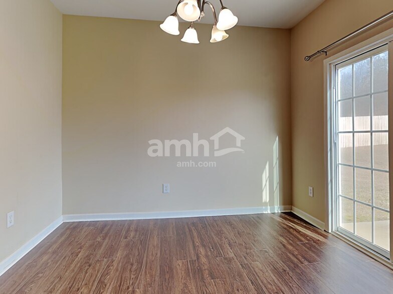 Building Photo - 6 Hurshfield Ct