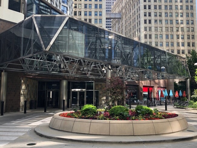 Primary Photo - 405 N Wabash Ave