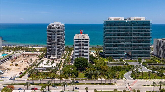 Building Photo - 10205 Collins Ave