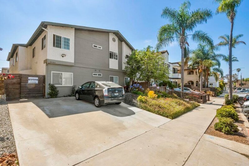 Building Photo - 3935 Oregon St