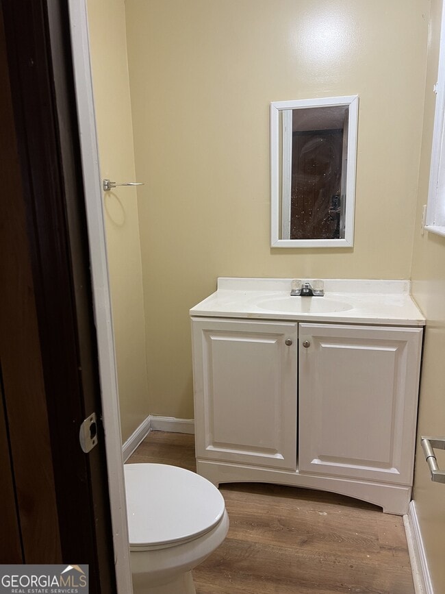 Building Photo - 1993 Smokey Rd