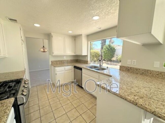 Primary Photo - 29784 Camino Cristal