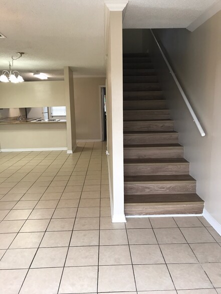 Building Photo - 7091 Perkins Place Ct