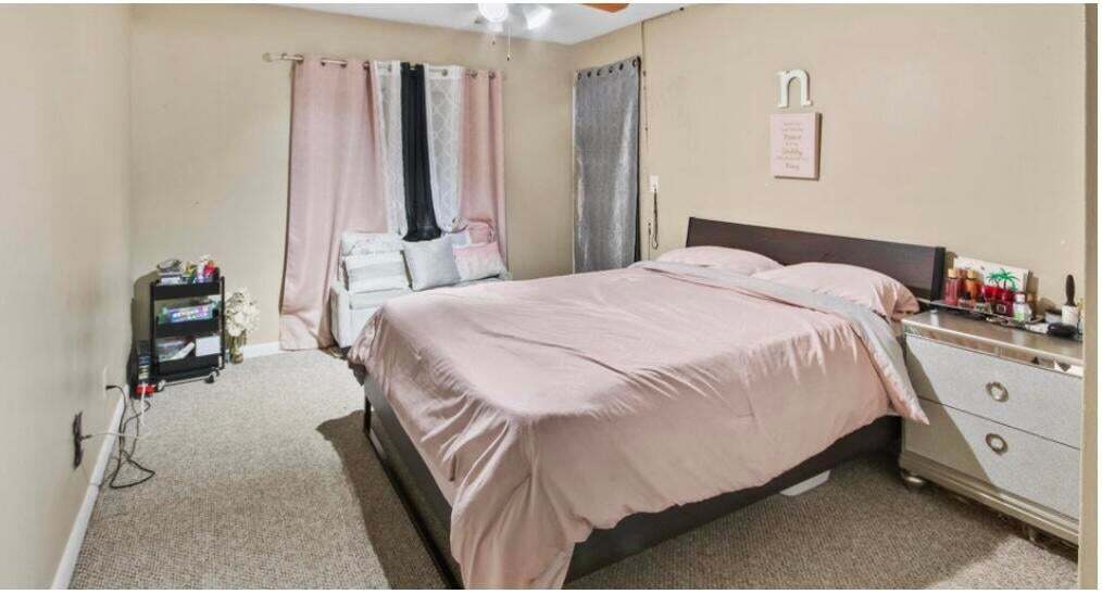 Building Photo - 7507 Greenlake Way