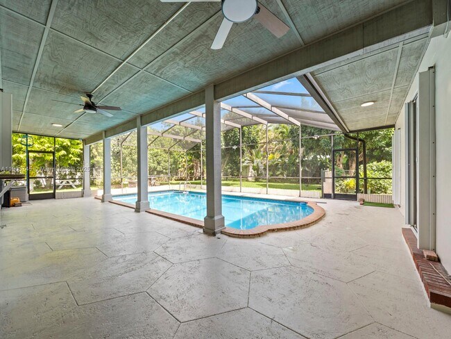 Building Photo - 17223 SW 87th Ave