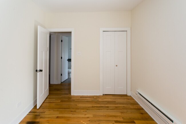 Building Photo - 3830 N Fremont